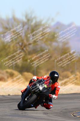 media/Mar-12-2022-SoCal Trackdays (Sat) [[152081554b]]/Turn 2 (1145am)/